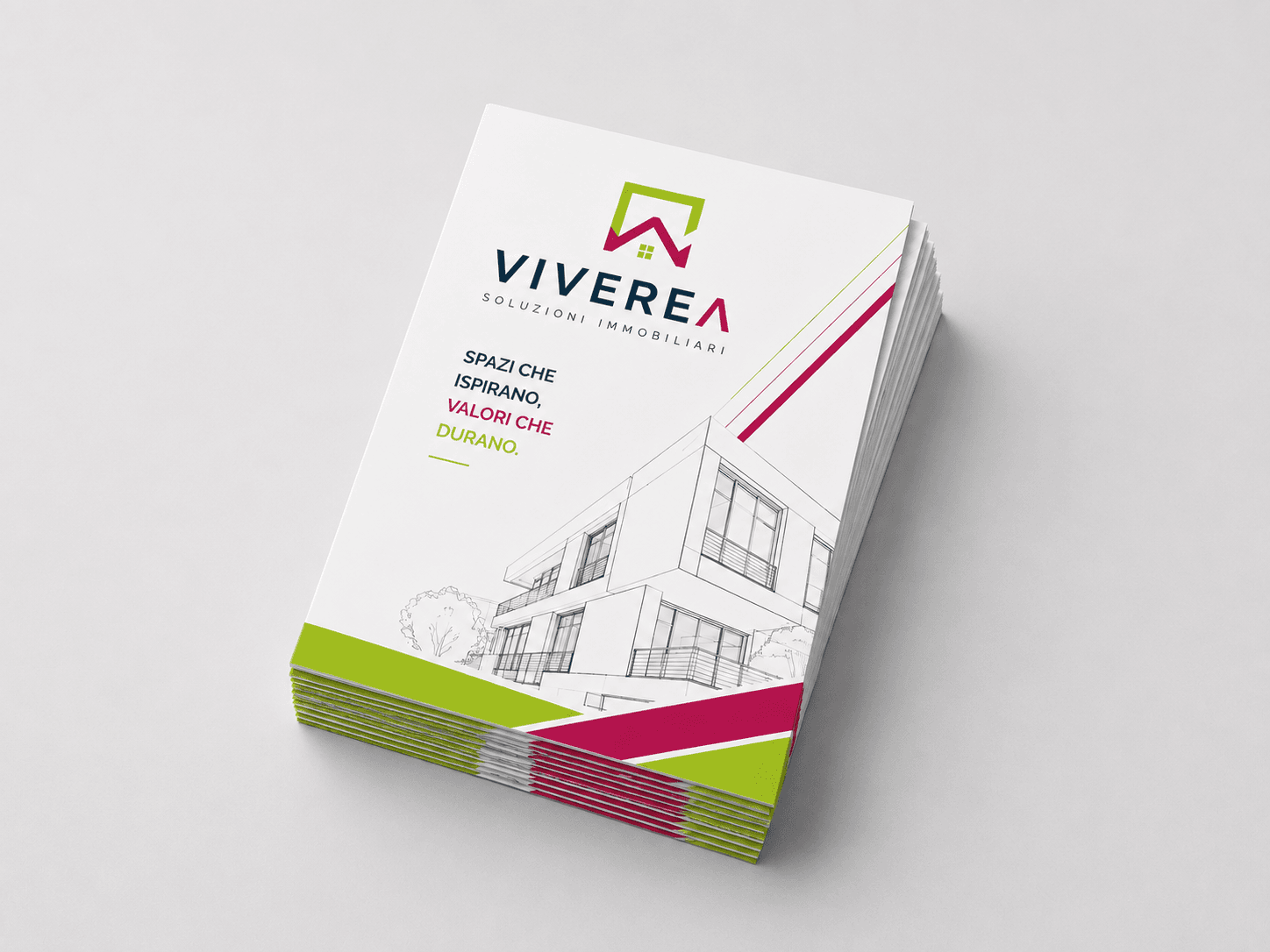 Brochure pieghevole trifold impilate, esempio grafico per agenzia immobiliare