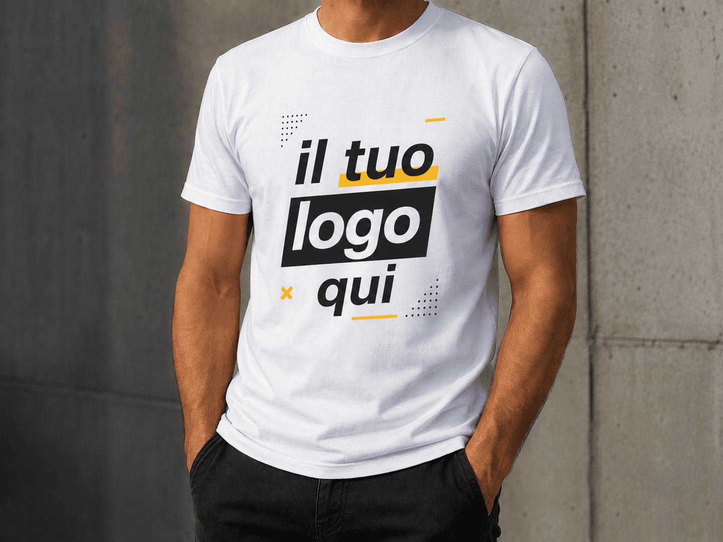 Maglietta bianca personalizzata con logo aziendale